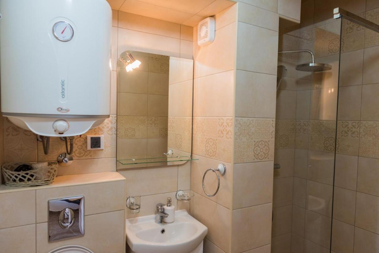 " Tiamat " Apartmani Tivat Exterior foto