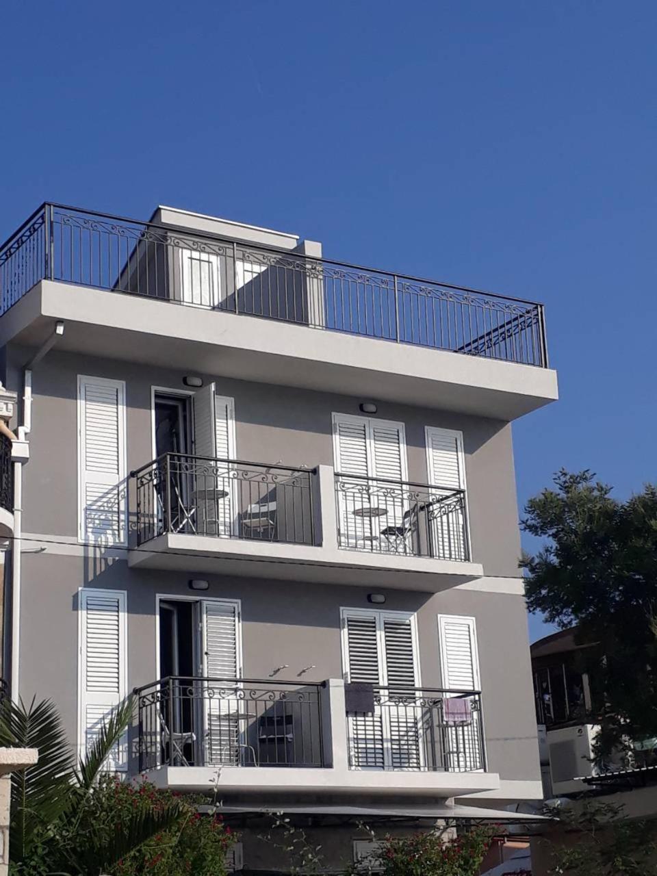 " Tiamat " Apartmani Tivat Exterior foto