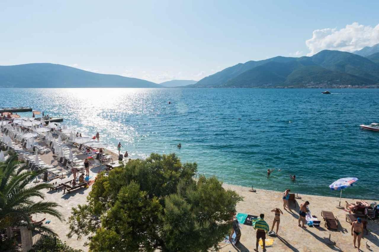 " Tiamat " Apartmani Tivat Exterior foto